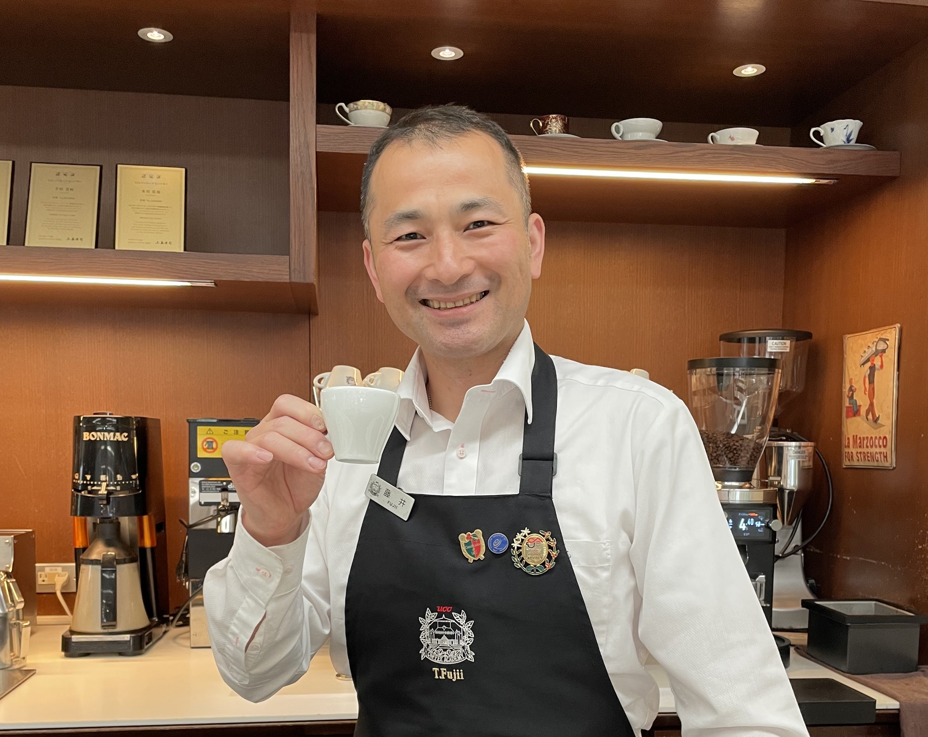 藤井 昭彦氏