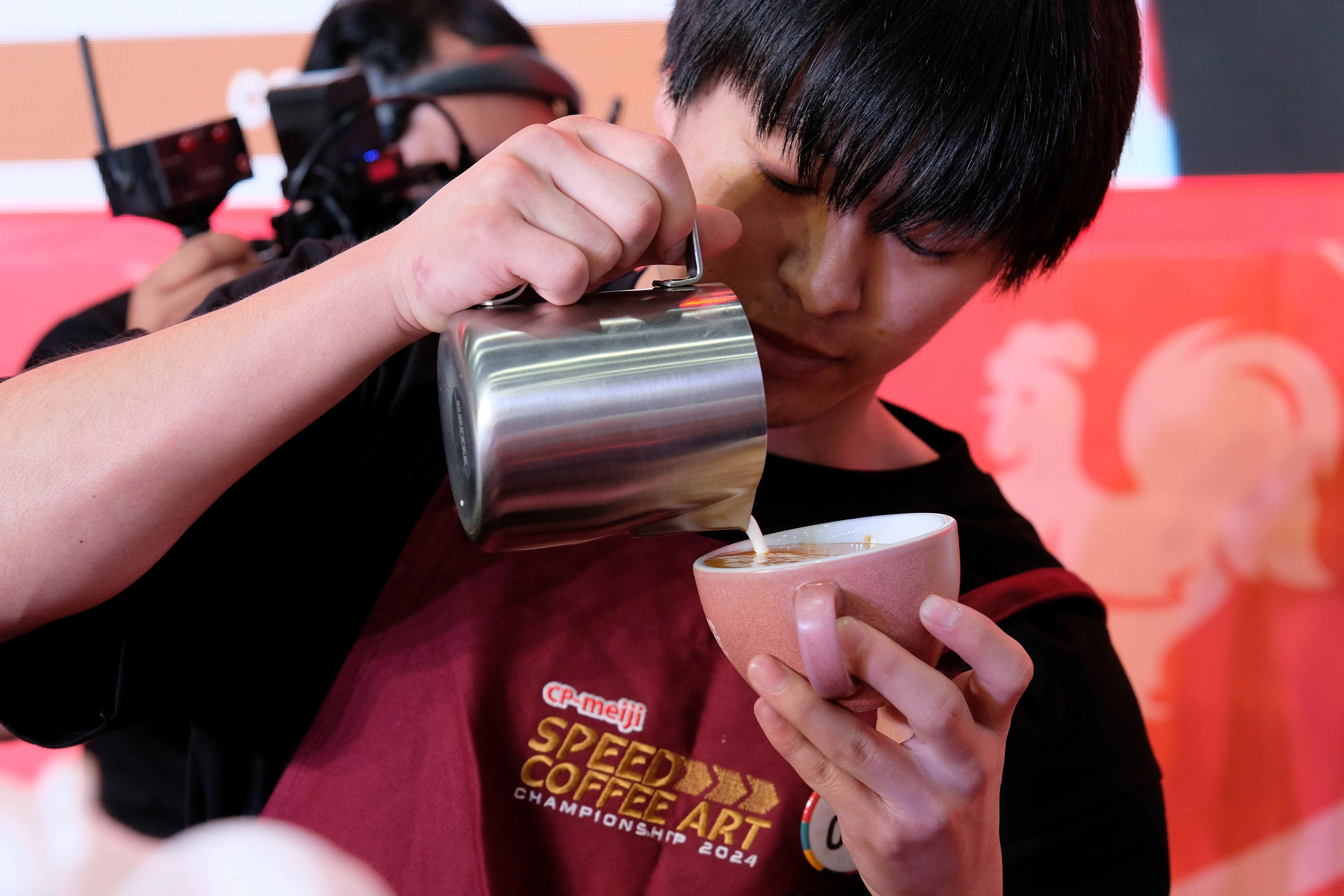 浪花 一成 バリスタ