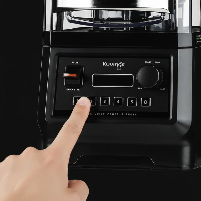 直感的で使いやすい操作パネル